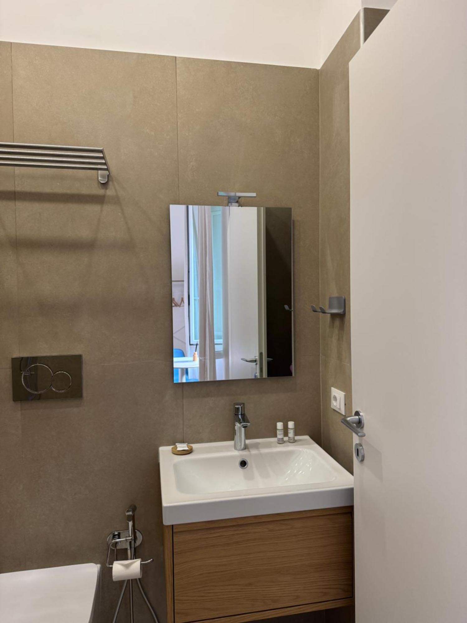 Flat 7 Rome Guesthouse Εξωτερικό φωτογραφία